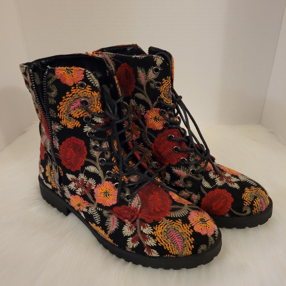 Just Fab Floral Boots